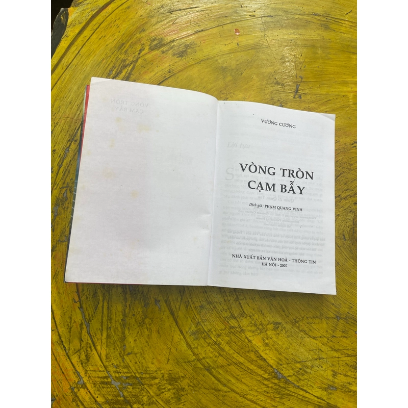 VÒNG TRÒN CẠM BẪY- VƯƠNG CƯỜNG 538451
