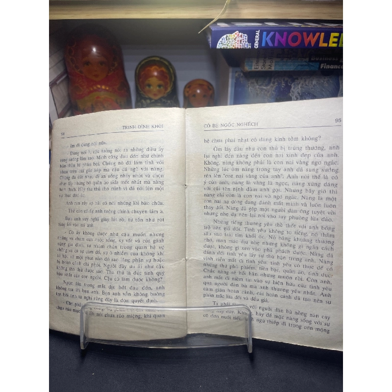 Cô bé ngốc nghếch 1993 mới 60% ố vàng Trịnh Đình Khôi HPB0906 SÁCH VĂN HỌC 915226