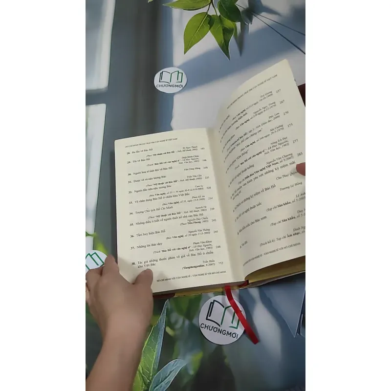 [MIỄN PHÍ BỌC SÁCH] Hồ Chí Minh Với Văn Nghệ Sĩ 1 990365