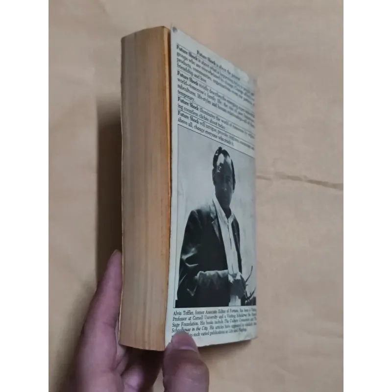 Future Shock	- Alvin Toffler 1006213