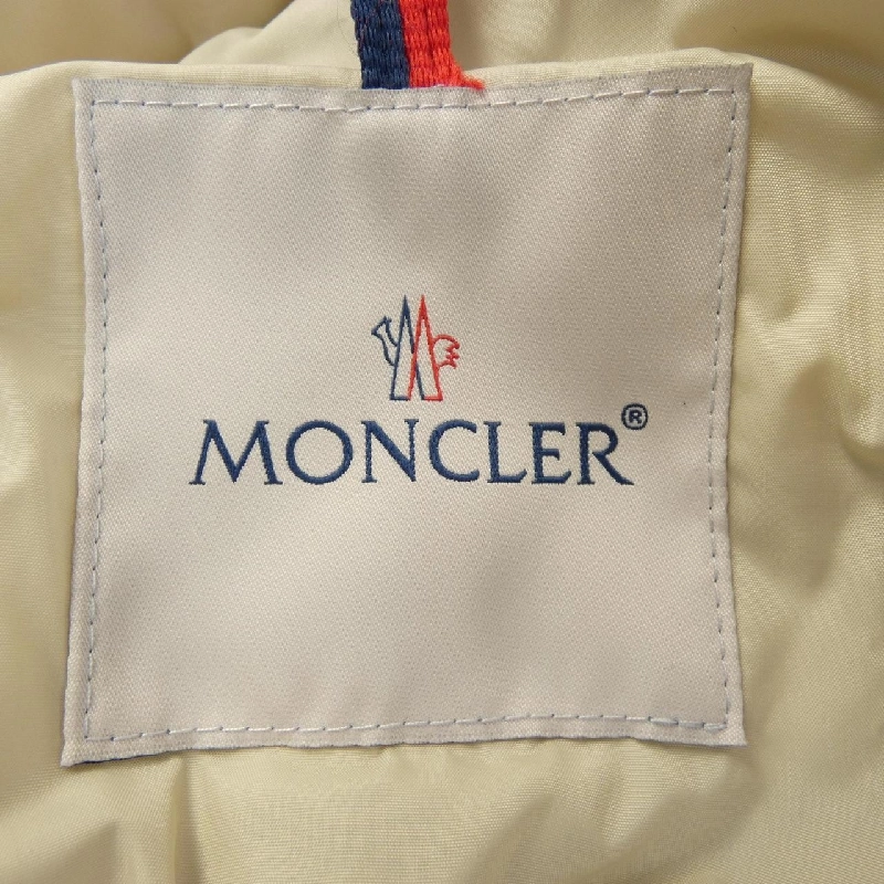 Áo khoác lông vũ MONCLER 638704