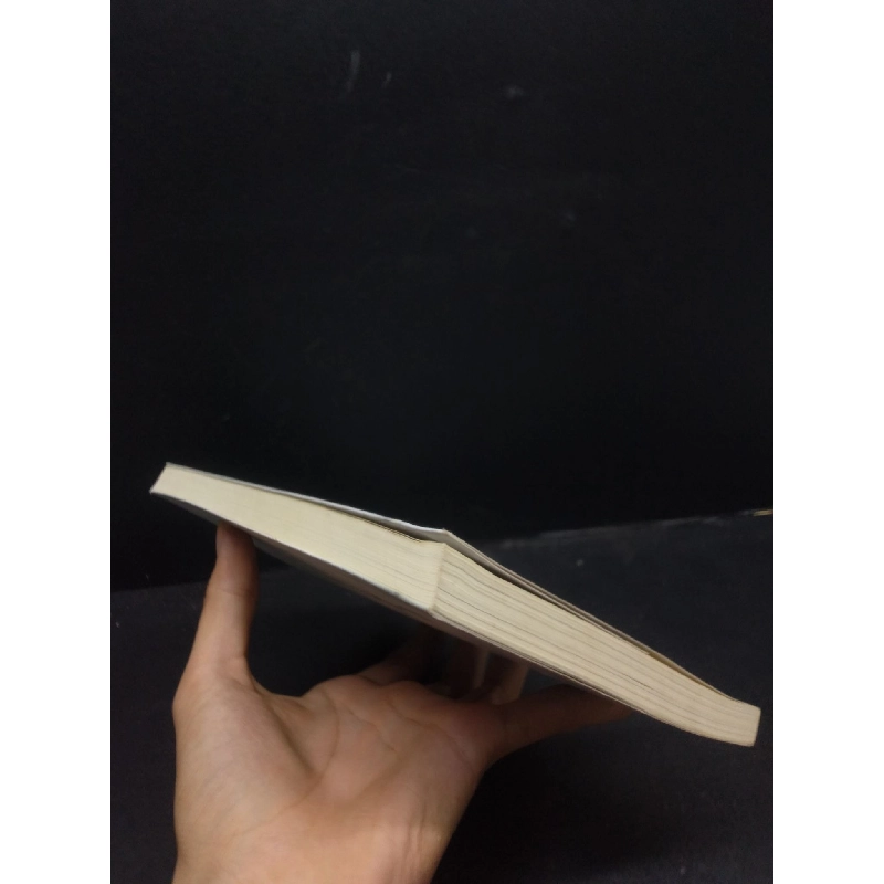 Lối sống tối giản khi nhà có con nhỏ, Joshua Becker mới 90% bẩn nhẹ HCM.ASB1003 913755