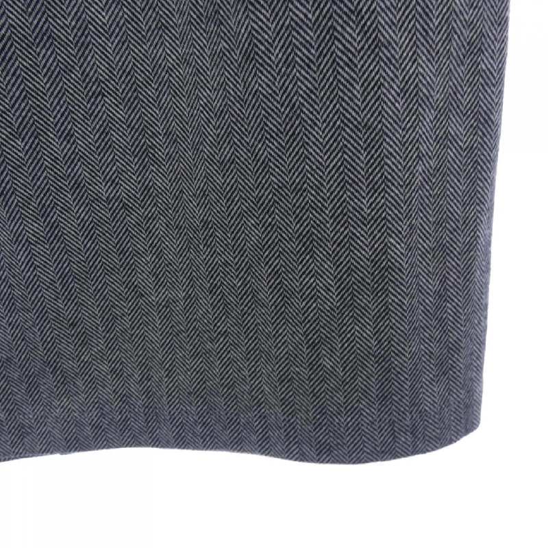 Max Mara weekend váy 653387