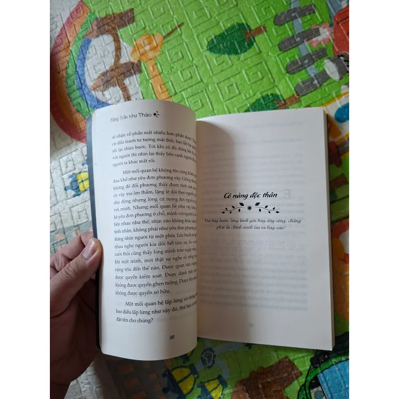 Cạnh người ta đã có một người ta 1002212