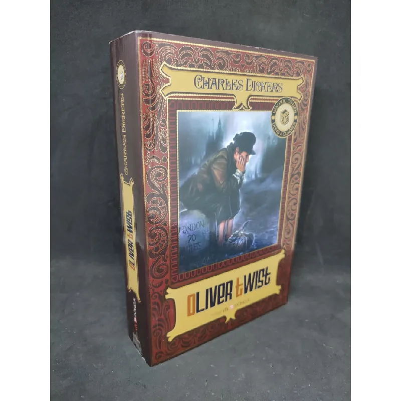 [Sách Cũ SCGR] Oliver Twist mới 80% HCM1304 679089
