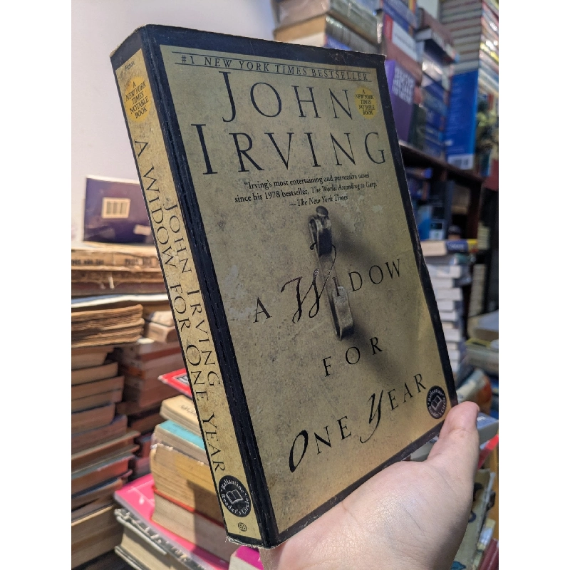 A WIDOW FOR ONE YEAR - John Irving 973061