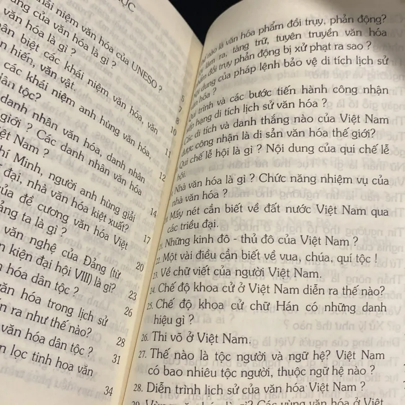 HỎI VÀ ĐÁP VỀ VĂN HÓA VIỆT NAM (XB 1998) 760233