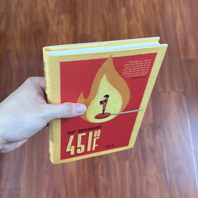 Sách > 451 độ F (Bìa cứng) (Nhã Nam) 690479