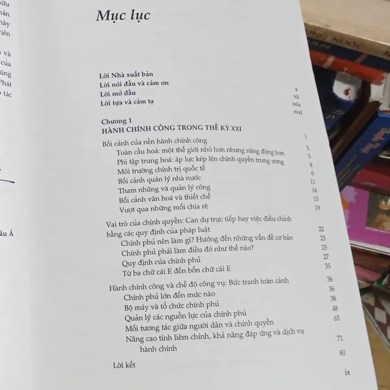 Phục vụ và duy trì cải thiện hành chính công trong một thế giới cạnh tranh -  927409