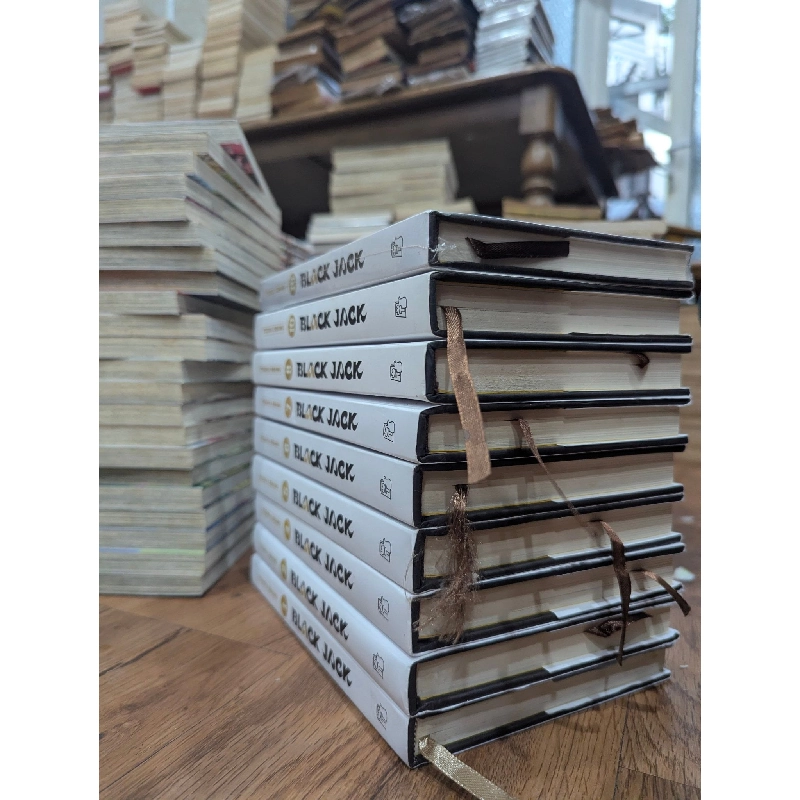 TRUYỆN TRANH BLACK JACK BÌA CỨNG 331224