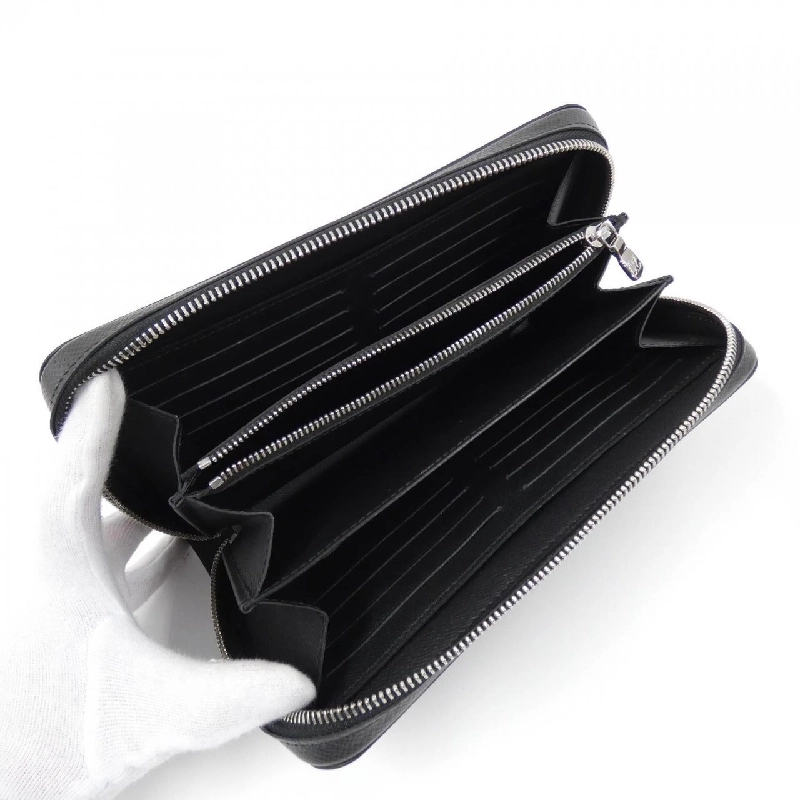 Ví Louis Vuitton Taiga Zippy XL M44275 622368