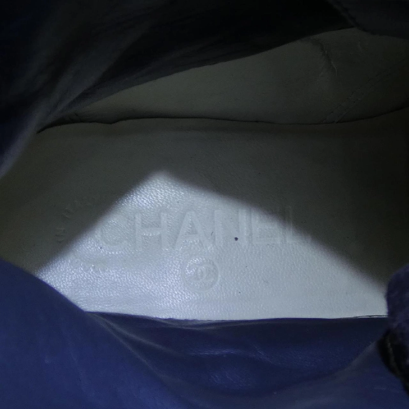 Giày bốt CHANEL 662132