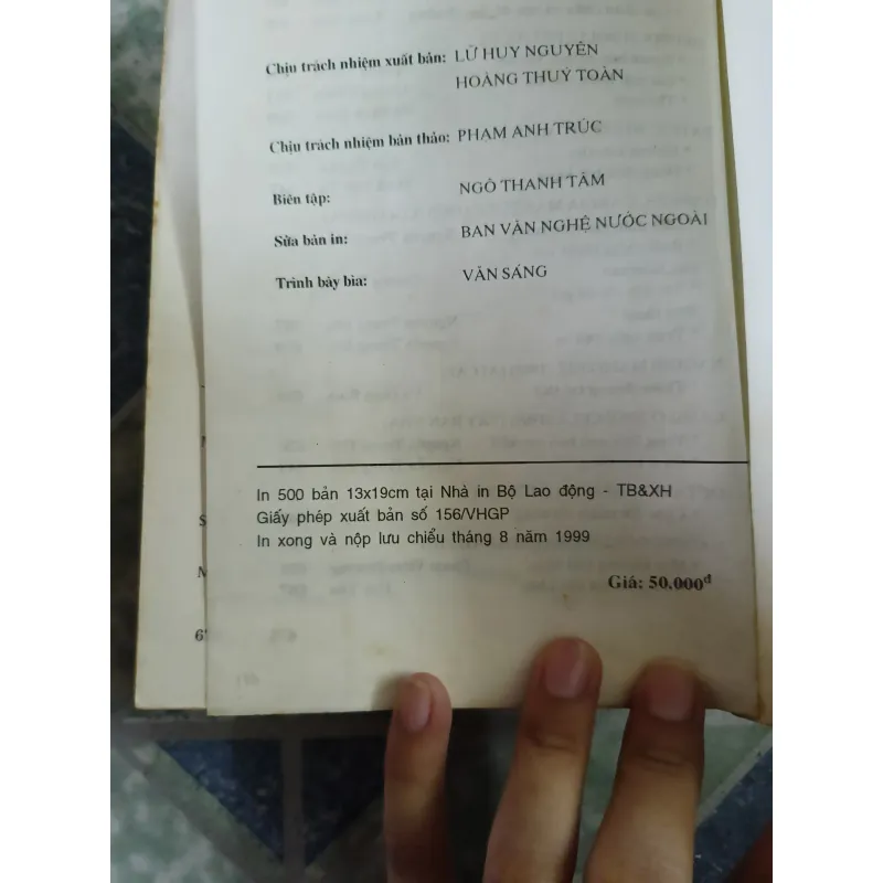 Tuyển tập truyện ngắn các tác giả đoạt giải Nobel 697130