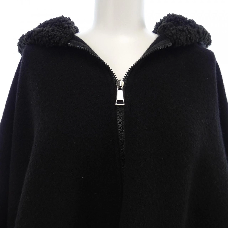 Moncler MONCLER 20933G50400 Cape 629395