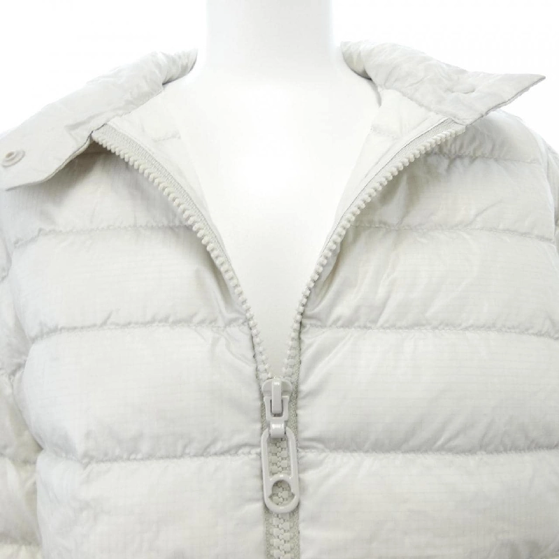 Áo khoác lông vũ MONCLER 639281