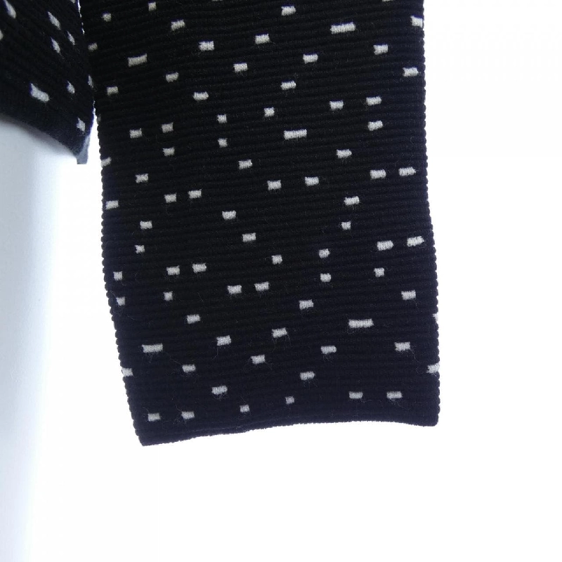 Áo khoác EMPORIO ARMANI - Hàng hiệu Authentic 816503