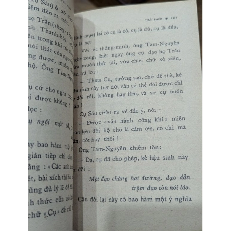 Giai thoại văn chương - Thái Bạch 999110