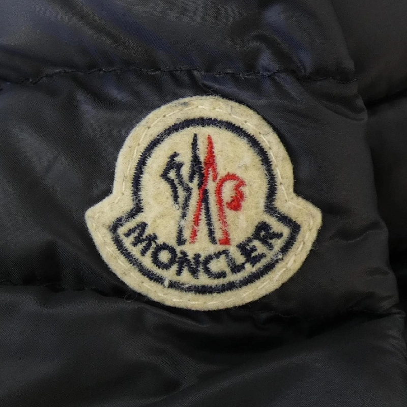 Áo khoác lông vũ MONCLER 635761