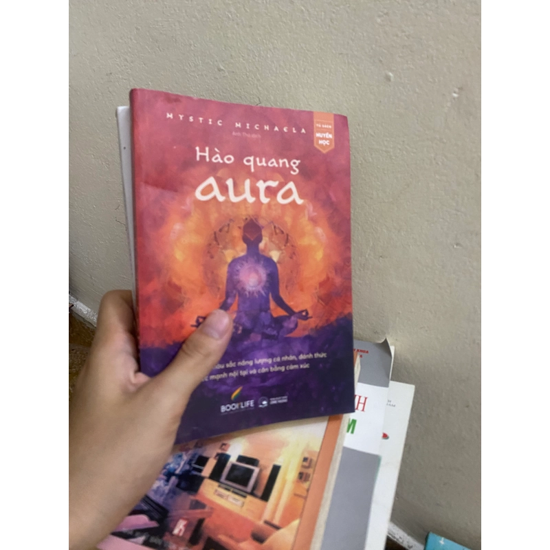 Sách hào Quang aura 312648