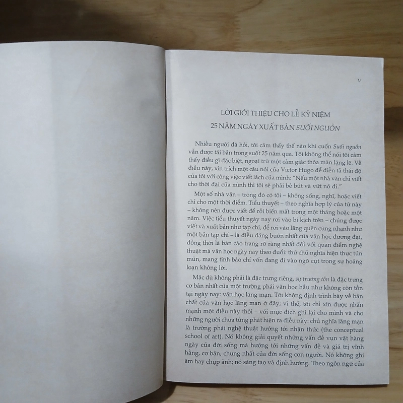 Tiểu Thuyết Suối Nguồn (The Fountainhead) - Ayn Rand 484246