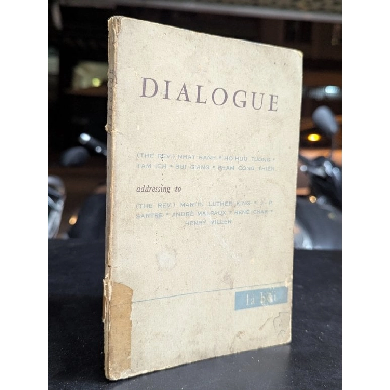 Dialogue - nhiều tác giả ( sách tiếng pháp ) 754385