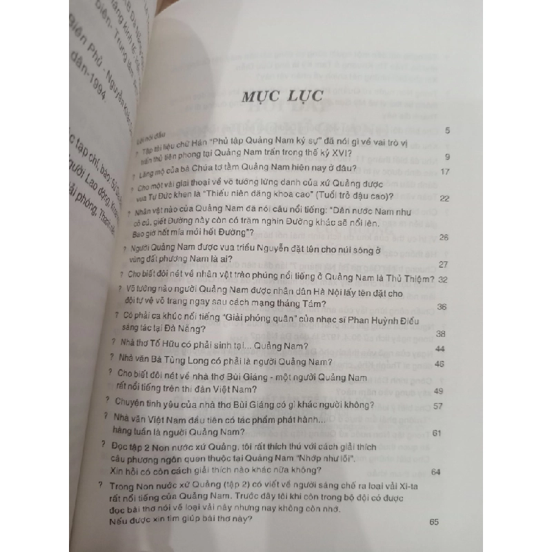 Hỏi đáp non nước xứ quảng - Lê Minh Quốc 196626