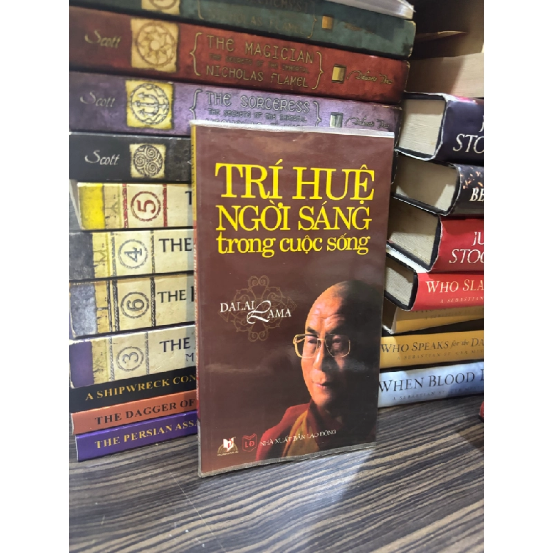 Trí tuệ ngời sáng trong cuộc sống - Dalai Lama 377621