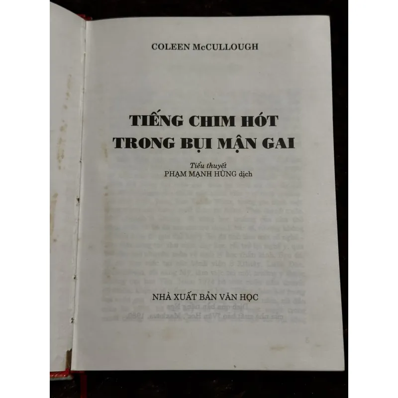Tiếng chim hót trong bụi mận gai 705544