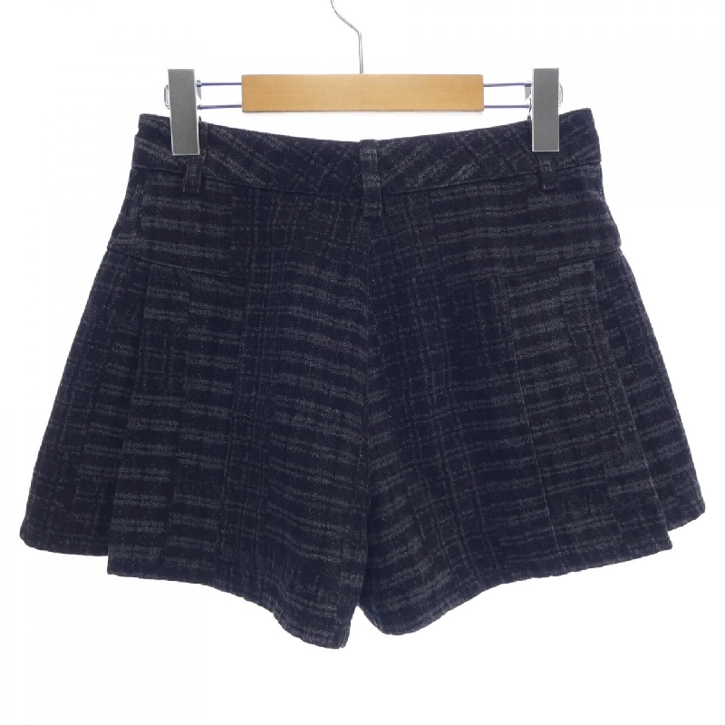 Chanel CHANEL P77604V69616 Quần shorts 645928