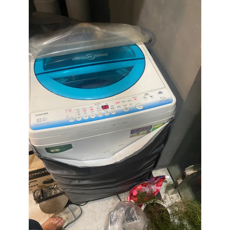 Máy giặt Toshiba 8.2kg cửa trên màu trắng có màn hình LED 738951