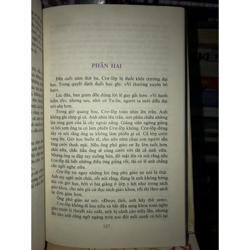 Xông vào dông bão - Đa-ni-in Gra-nin 799884