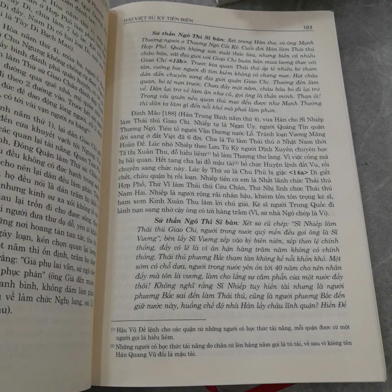 ĐẠI VIỆT SỬ KÝ TIỀN BIÊN 977405