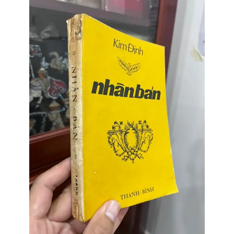 NHÂN BẢN - KIM ĐỊNH 994419
