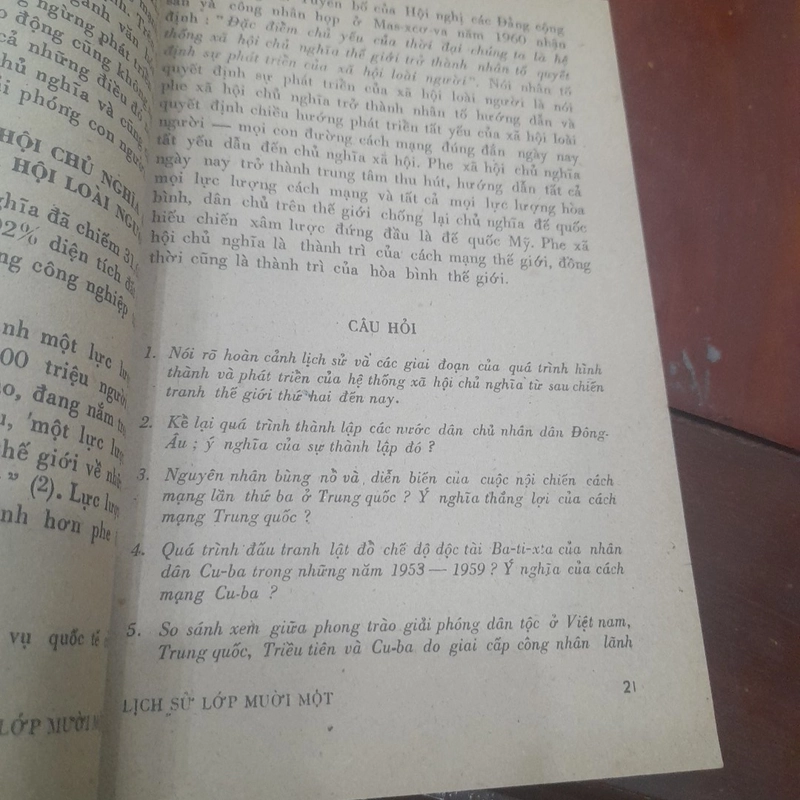 LỊCH SỬ LỚP 11 PHỔ THÔNG, tập II (in năm 1976) 519392