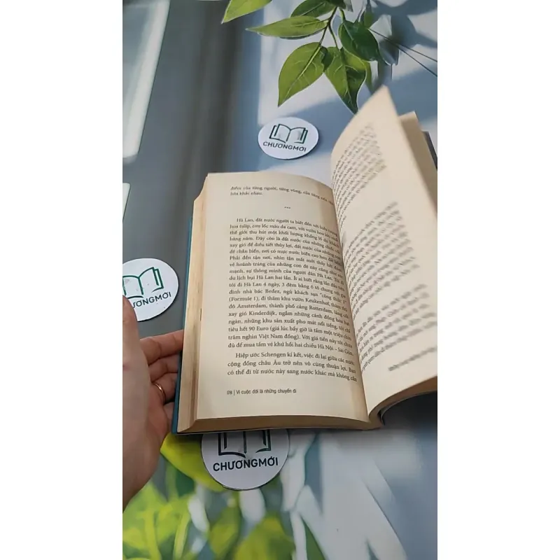 Vì Cuộc Đời Là Những Chuyến Đi - Hiên Bonnin Trần 727248