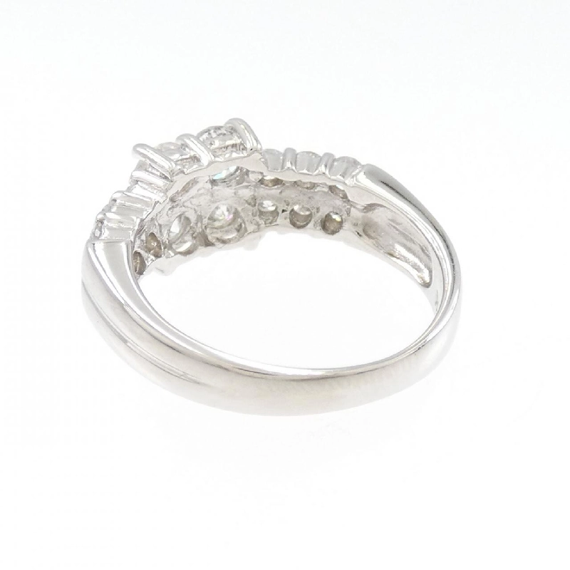 Nhẫn kim cương hoa PT900 1.05CT 670266