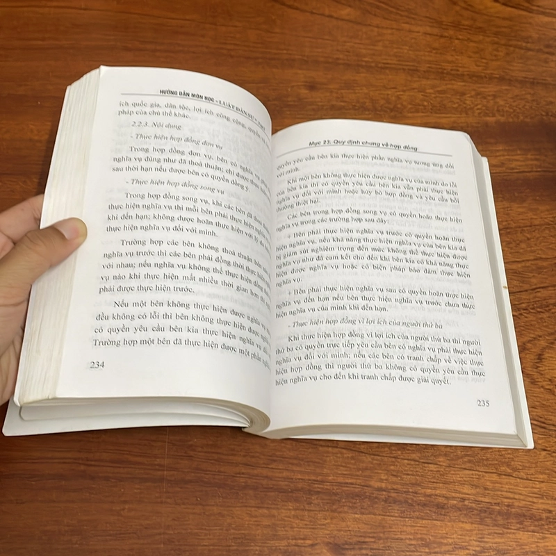 II Sách Pháp Luật: Hướng Dẫn Môn Học Luật Dân Sự (Tập 2) - PGS. TS. Phạm Văn Tuyết - 2017 507857