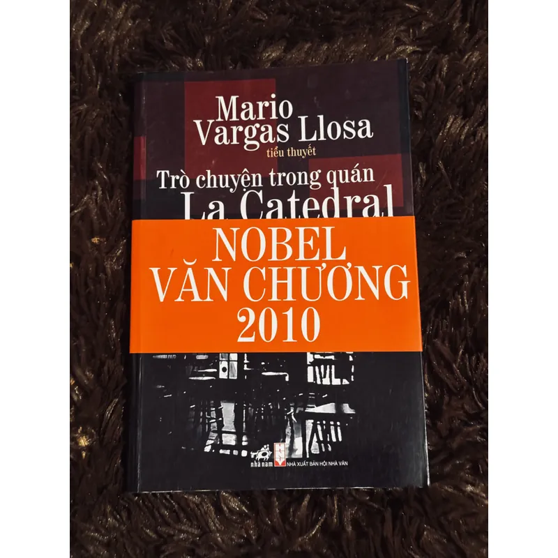 Trò chuyện trong quán La Catedral 716896