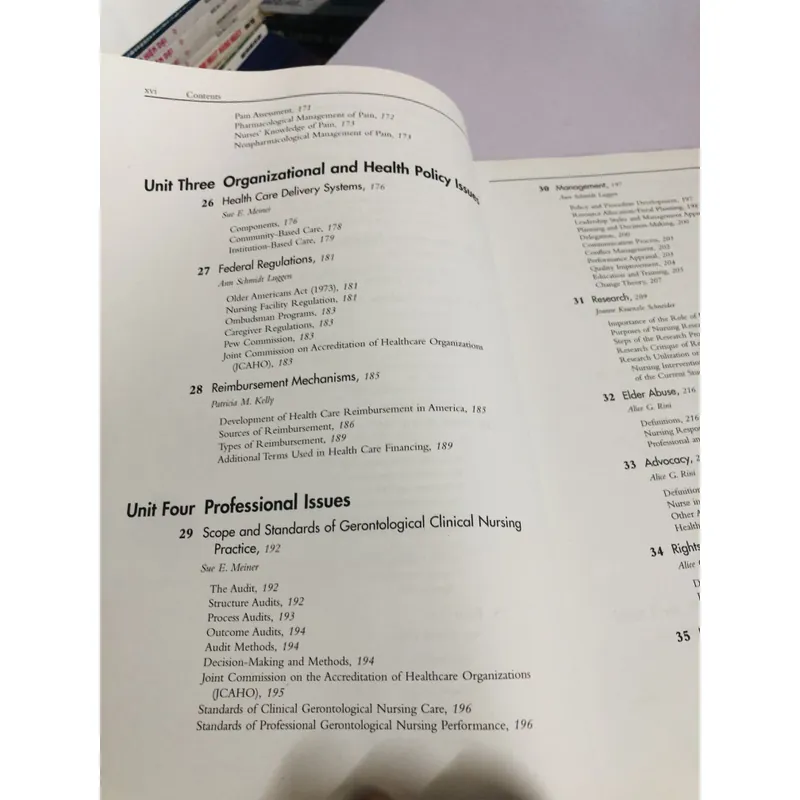 📘 NGNA – Core Curriculum for Gerontological Nursing (Second Edition) 604737