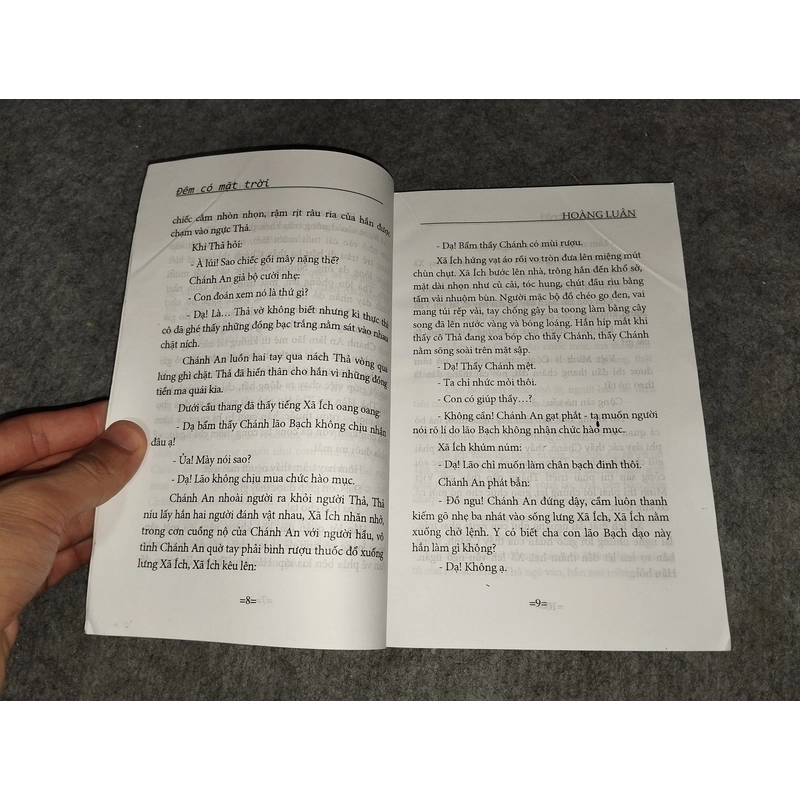 ĐÊM CÓ MẶT TRỜI - HOÀNG LUẬN 538081