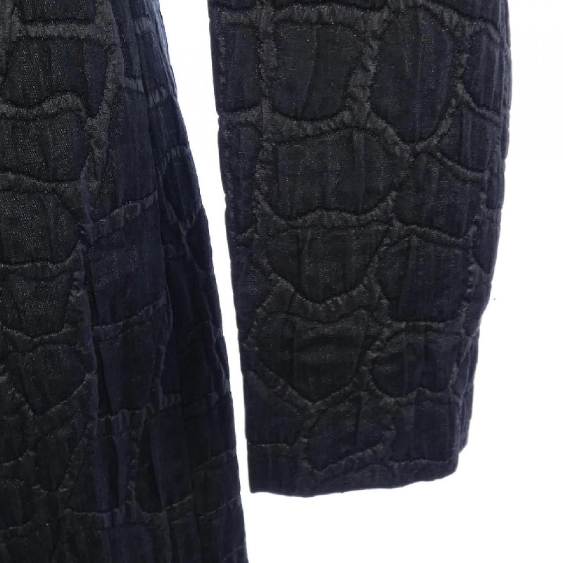 Chloé Chloe 19ARO026-9A096 Áo thun 627773