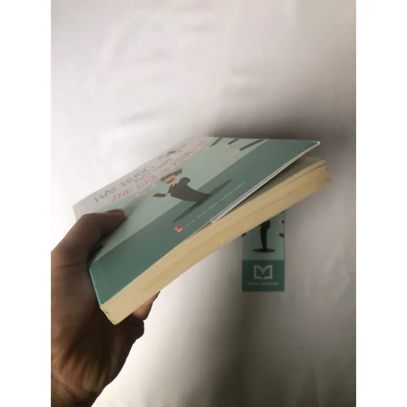 Sách cũ Hài Hước Một Chút, Thế Giới Sẽ Khác Đi - Lưu Chấn Hồng 694107