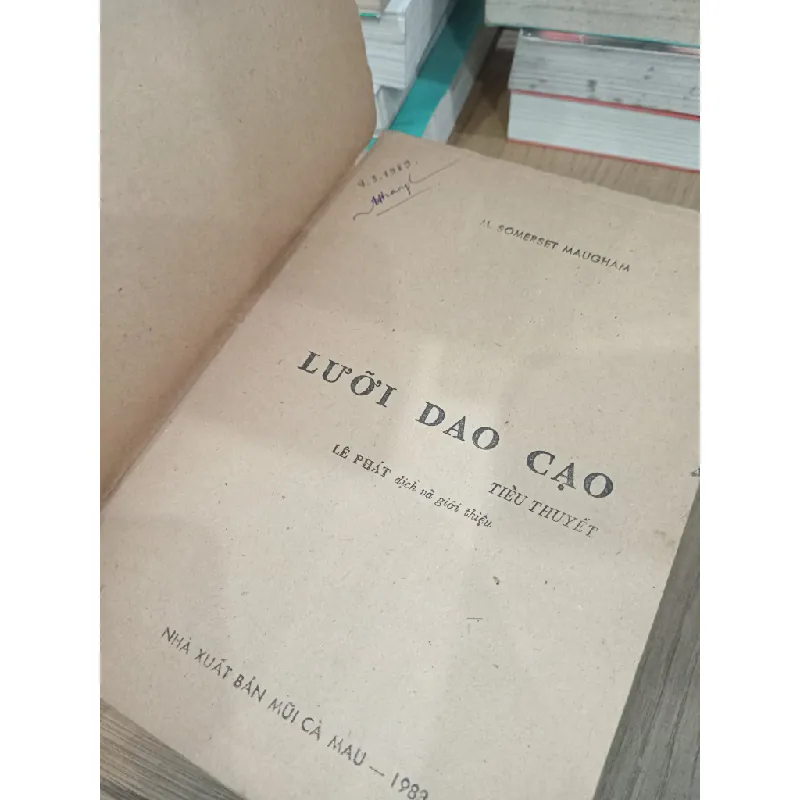 Lưỡi dao cạo - W. S. Maugham 202379