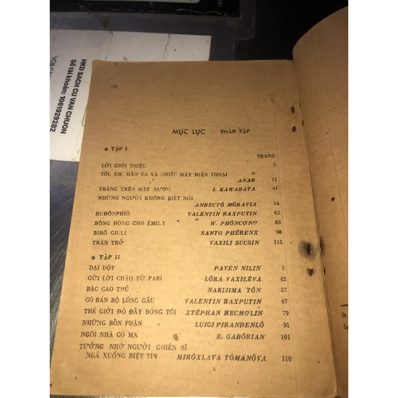 Bông hồng cho Êmily 958682