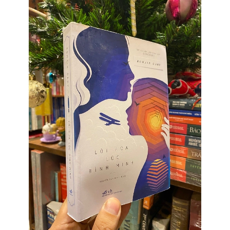 Lời hứa lúc bình minh - Romain Gary 129331