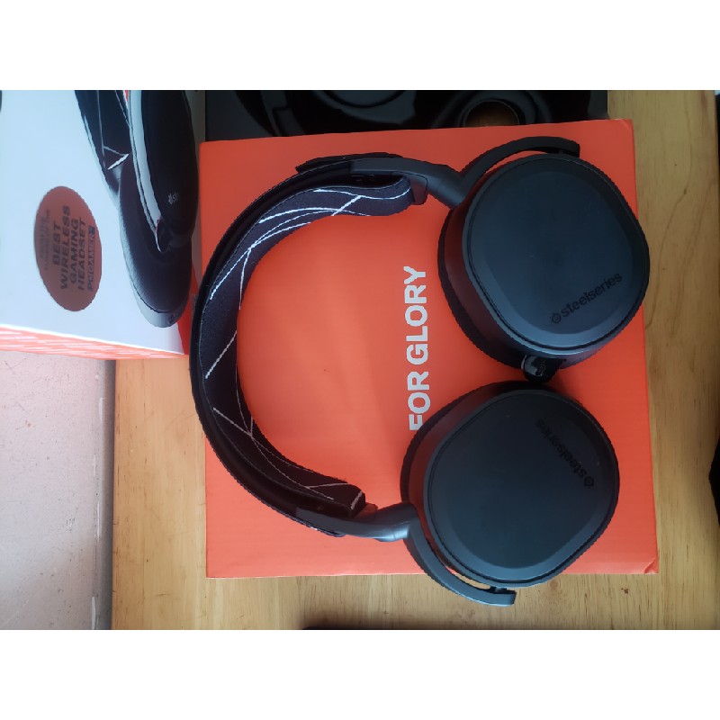 Tai Nghe SteelSeries Artics 9 Wireless 99,9% 3650