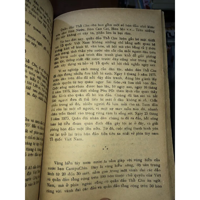 Kể về hải đảo của chúng ta - Vũ Phi Hoàng 928674