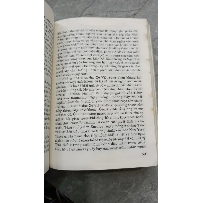 CUỘC CHẠY ĐUA VÀO NHÀ TRẮNG - LÊ NGỌC TÚ 738791