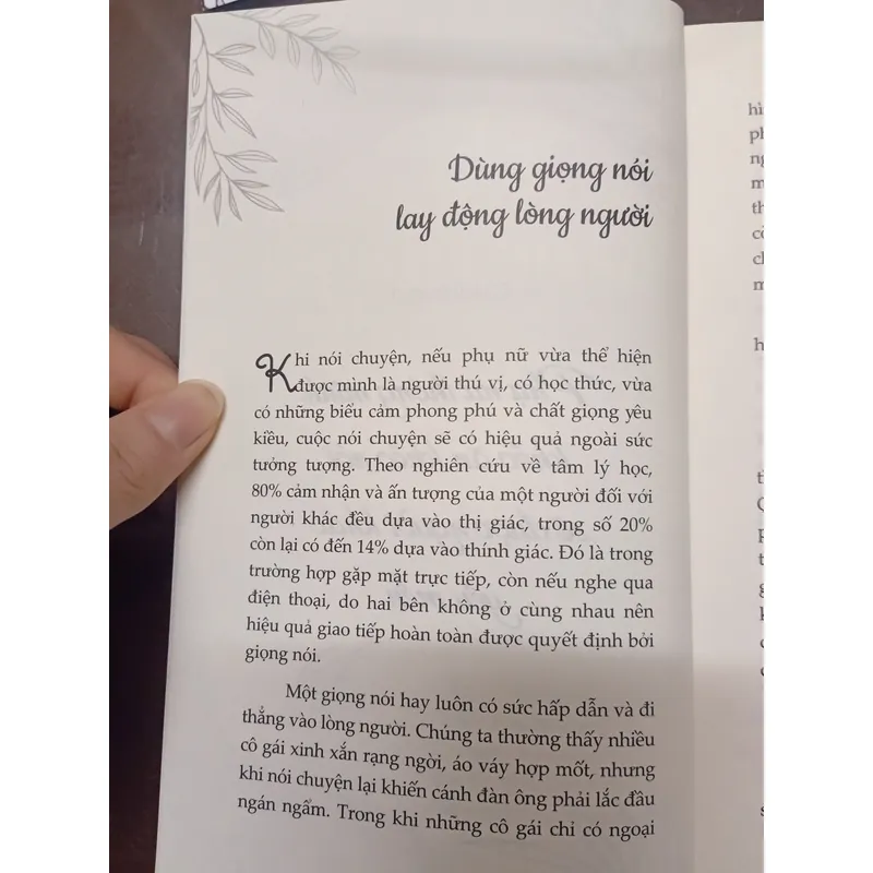 Đừng chỉ đẹp mà không hiểu chuyện - Có bookmark - Sách cũ 642937