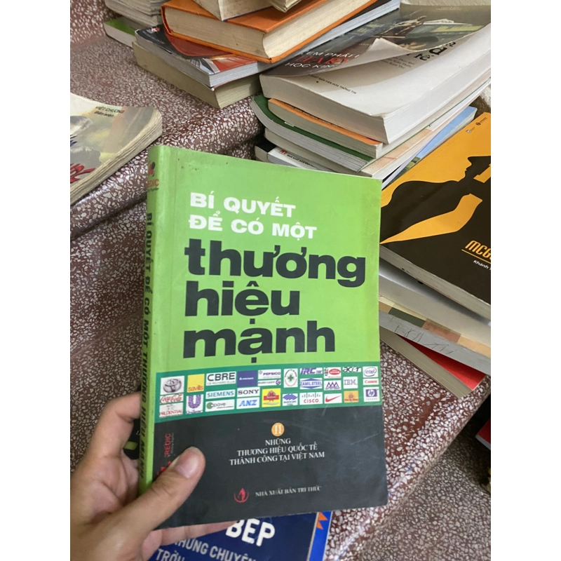 Sách bí quyết để có một thương hiệu mạnh 307885